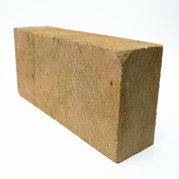 Кирпич ШБ-8 ОДИНАРНЫЙ огнеупорный шамотный 250х124х65 (297шт/под.), под.